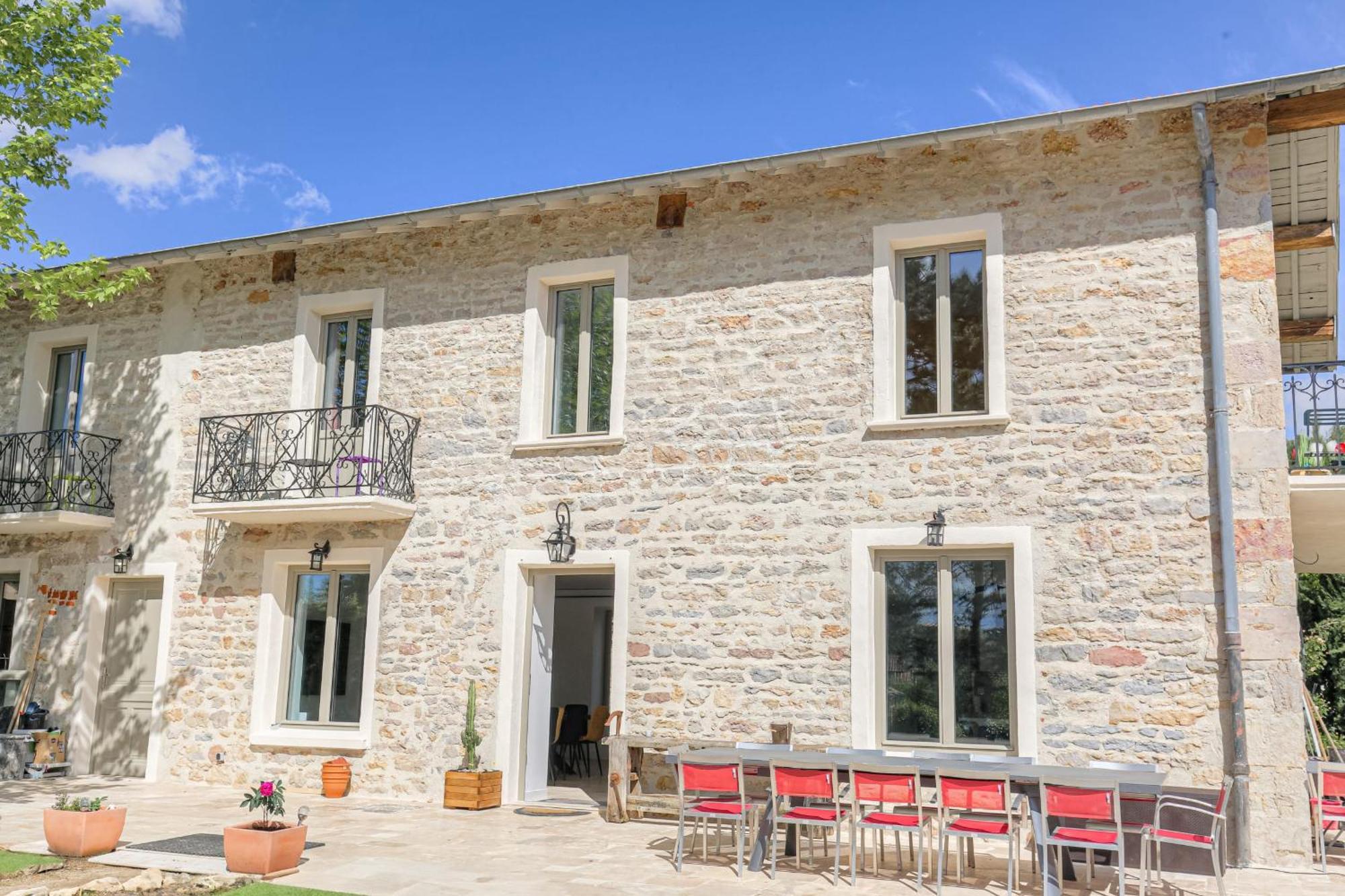 Charmante Maison Avec Piscine Proche Lyon Villa Dardilly Exterior photo