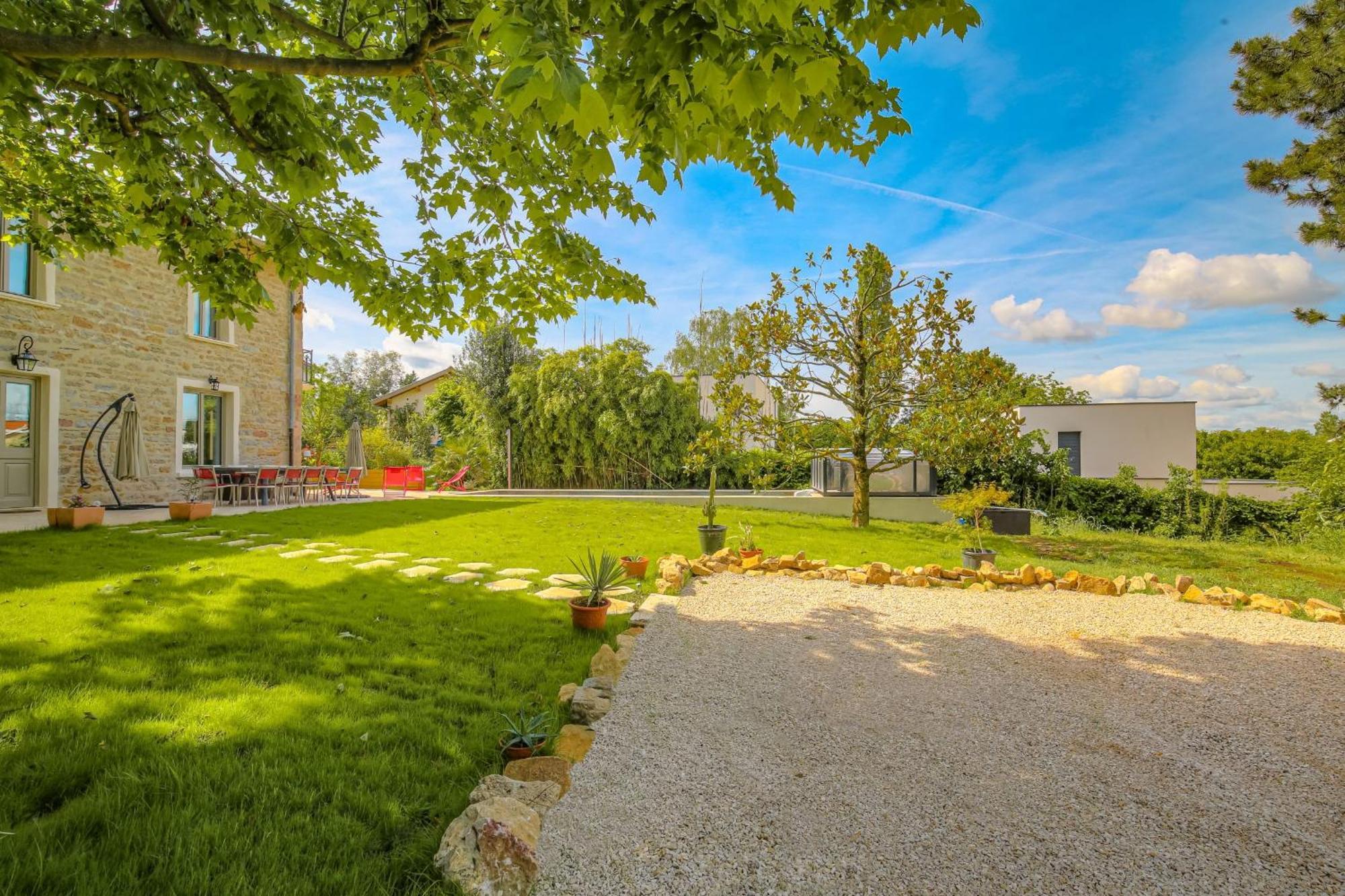 Charmante Maison Avec Piscine Proche Lyon Villa Dardilly Exterior photo