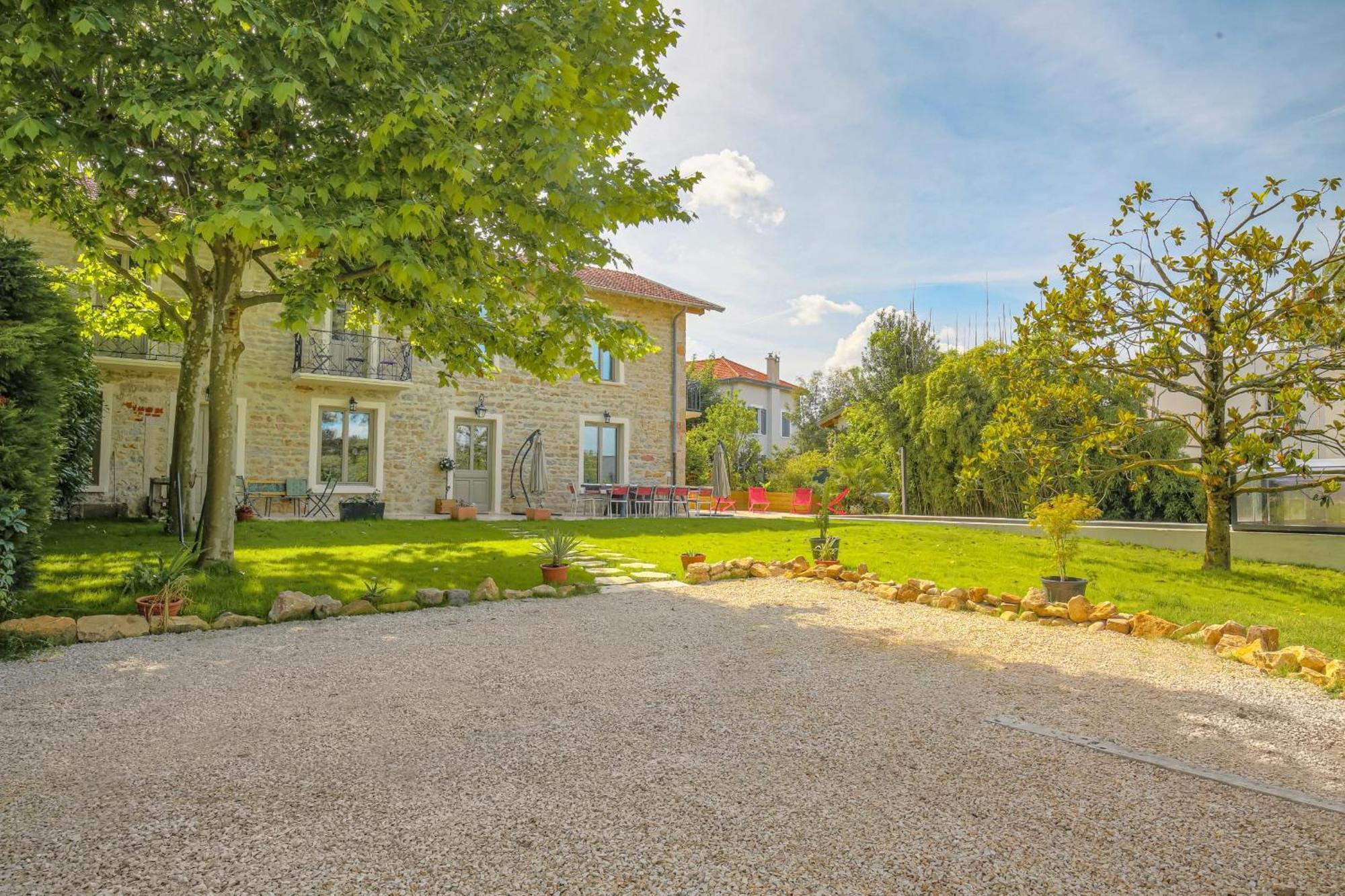 Charmante Maison Avec Piscine Proche Lyon Villa Dardilly Exterior photo